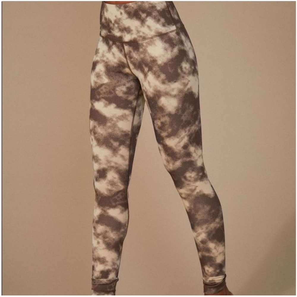 NWT Sivan Ayla Tan + Lines TEMESCAL CYN LEGGINGS COCOA CLOUDS small